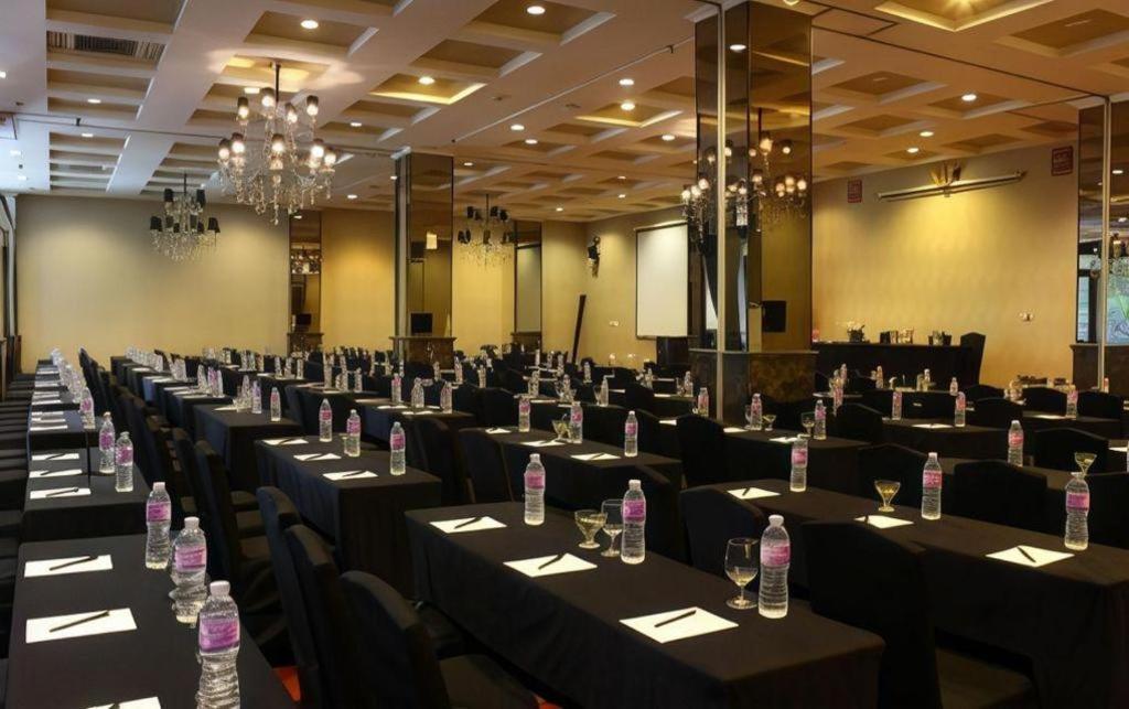 The Mirah Hotel โบกอร์ ภายนอก รูปภาพ
