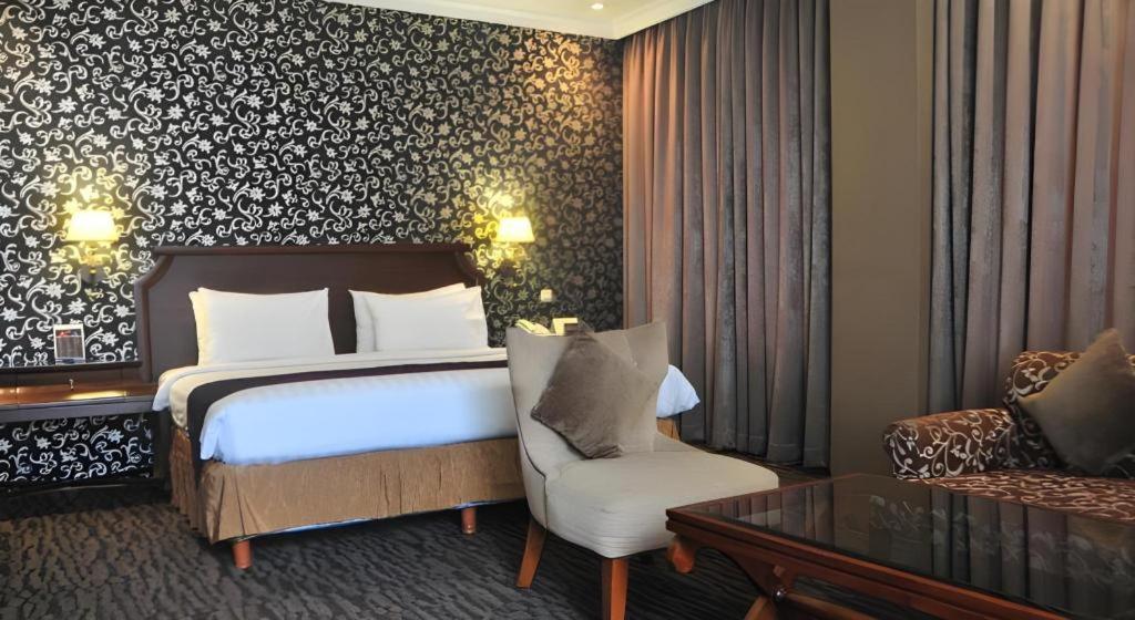 The Mirah Hotel โบกอร์ ภายนอก รูปภาพ