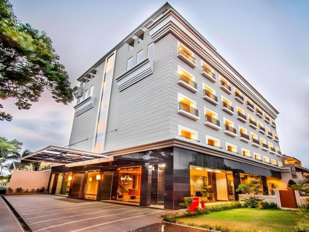 The Mirah Hotel โบกอร์ ภายนอก รูปภาพ