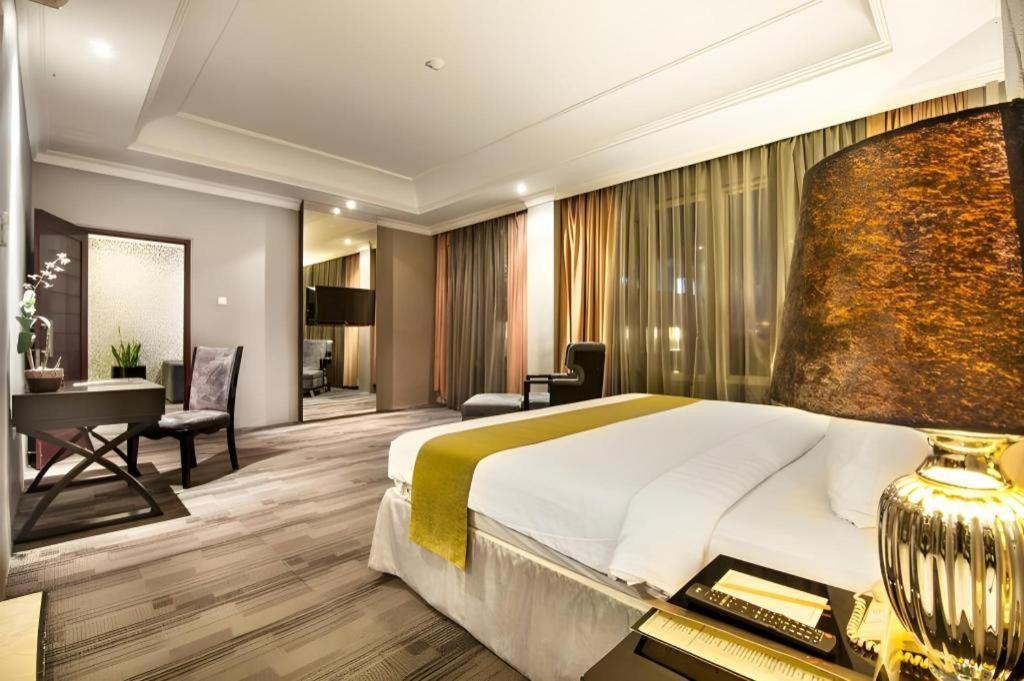 The Mirah Hotel โบกอร์ ภายนอก รูปภาพ